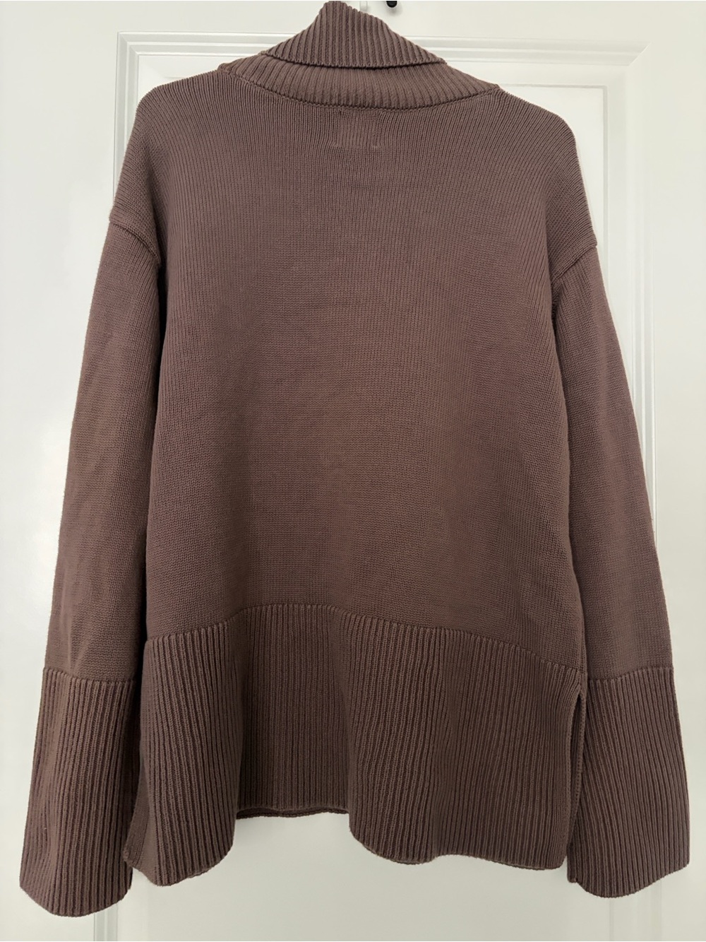GAP Ribbed Turtleneck Sweater - Picture 2 of 4